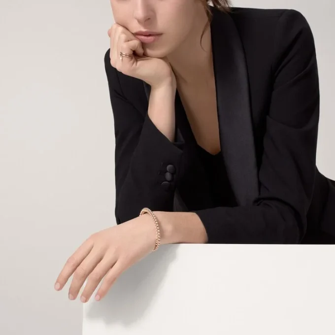 Bransoletka Clash De Cartier, model średni, diamenty