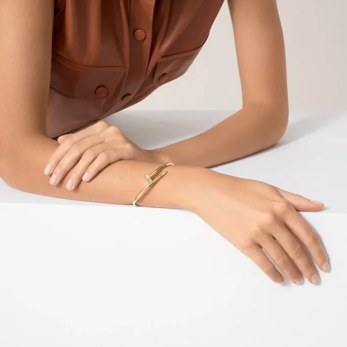 Bransoletka Juste Un Clou, model Classic, diamenty