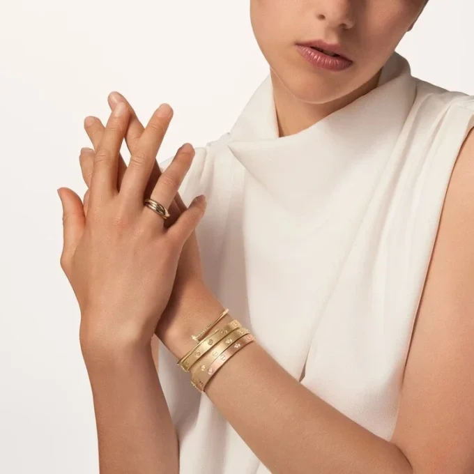 Bransoletka Love, model klasyczny, szczotkowana, 4 diamenty