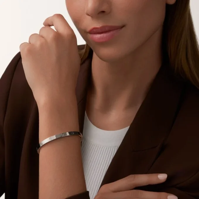Bransoletka Love, model średni