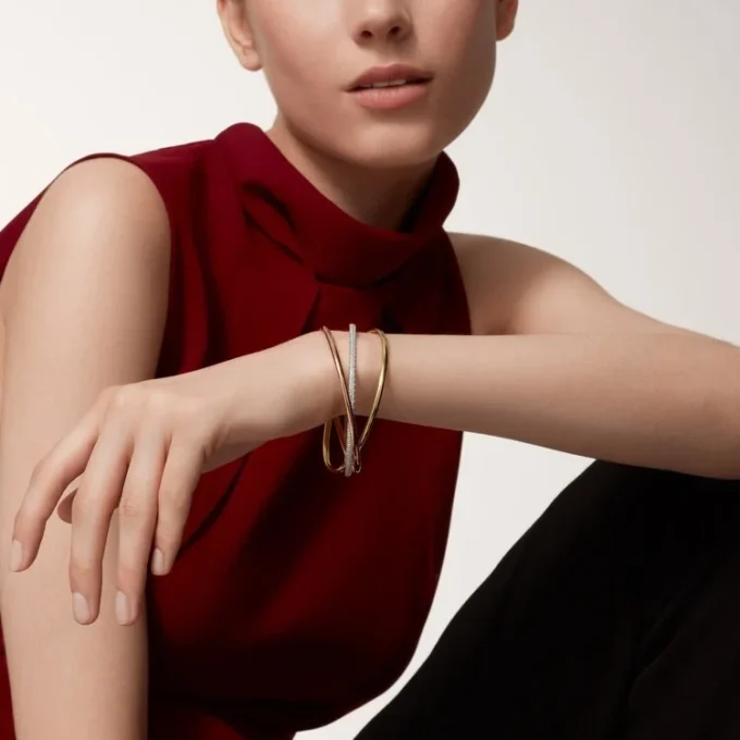 Bransoletka Trinity, mały model, z częściowym pavé