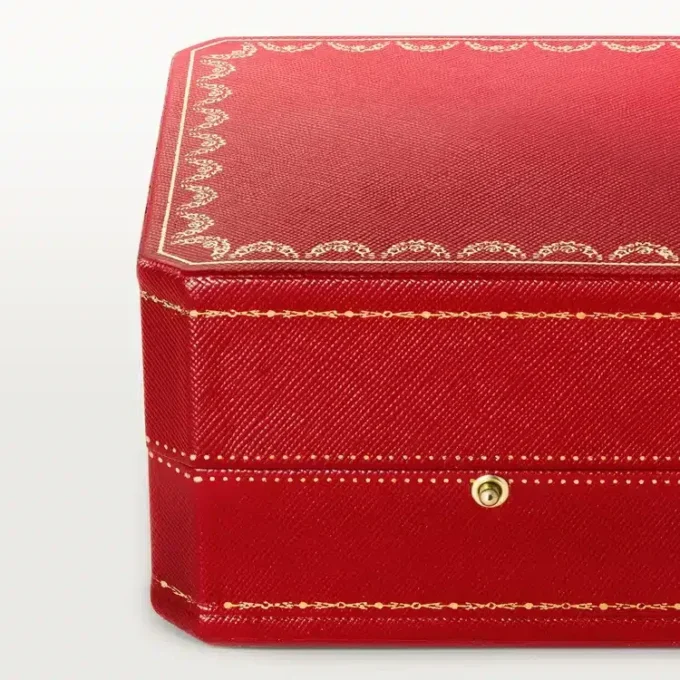 Broszka Panthere De Cartier – białe złoto, szmaragdy, onyks, diamenty – Cartier Broszka Panthere De Cartier – białe złoto, szmaragdy, onyks, diamenty – Cartier