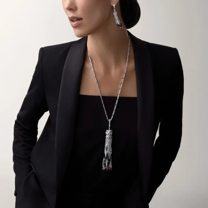Długi naszyjnik Panthere De Cartier, rubinowy, uniwersalny, duży model, wysadzany