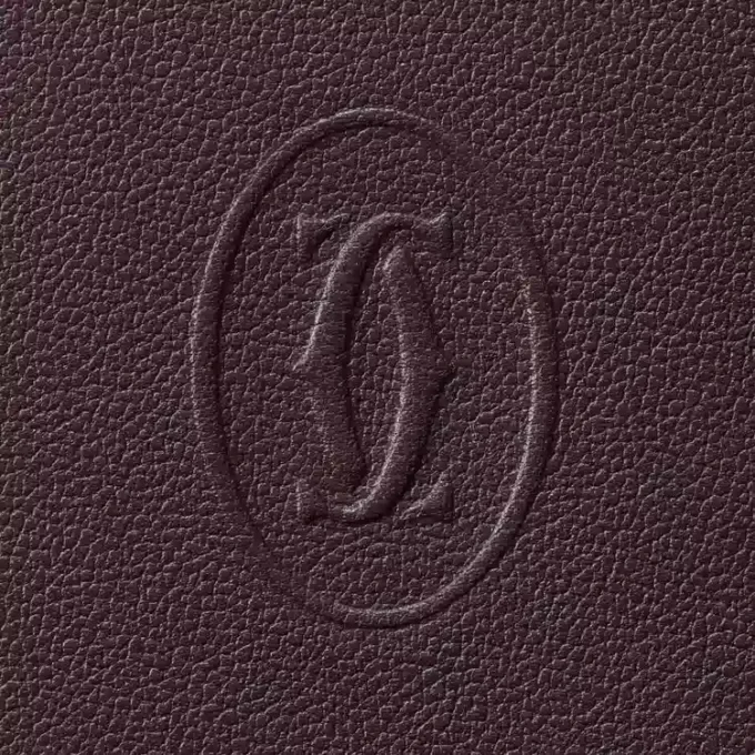 Etui na karty, Must