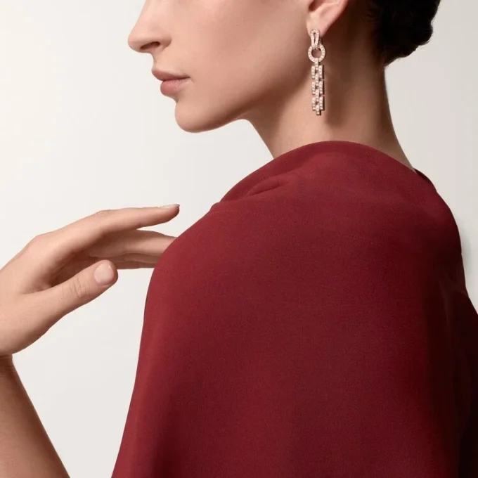 Kolczyki Agrafe – różowe złoto, diamenty – Cartier Kolczyki Agrafe – różowe złoto, diamenty – Cartier