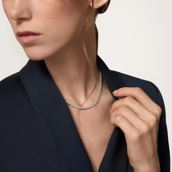 Naszyjnik Essential Lines – białe złoto, diamenty – Cartier