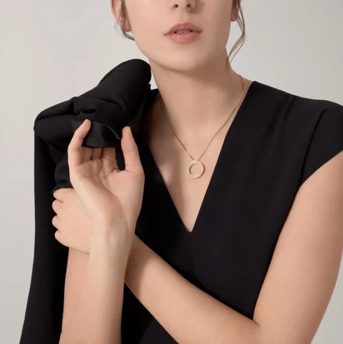 Naszyjnik Love, wysadzany diamentami – żółte złoto, diamenty – Cartier