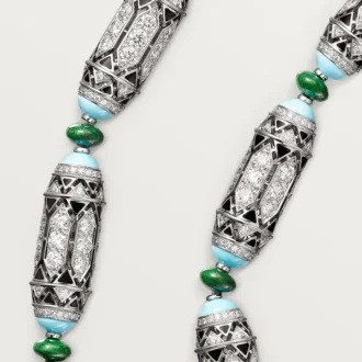 Naszyjnik z kolekcji High Jewelry – białe złoto, chalcedon, skarn, turkus, czarny lakier, diamenty – Cartier
