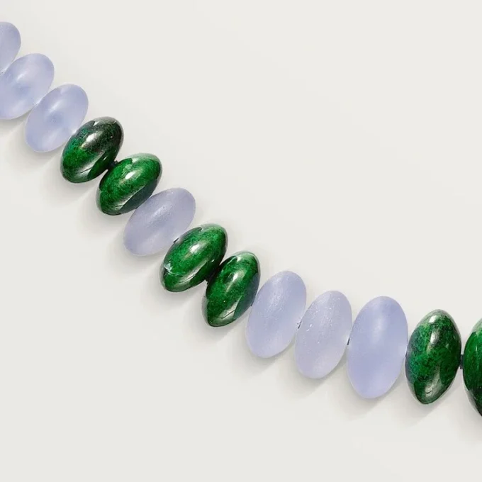 Naszyjnik z kolekcji High Jewelry – białe złoto, chalcedon, skarn, turkus, czarny lakier, diamenty – Cartier