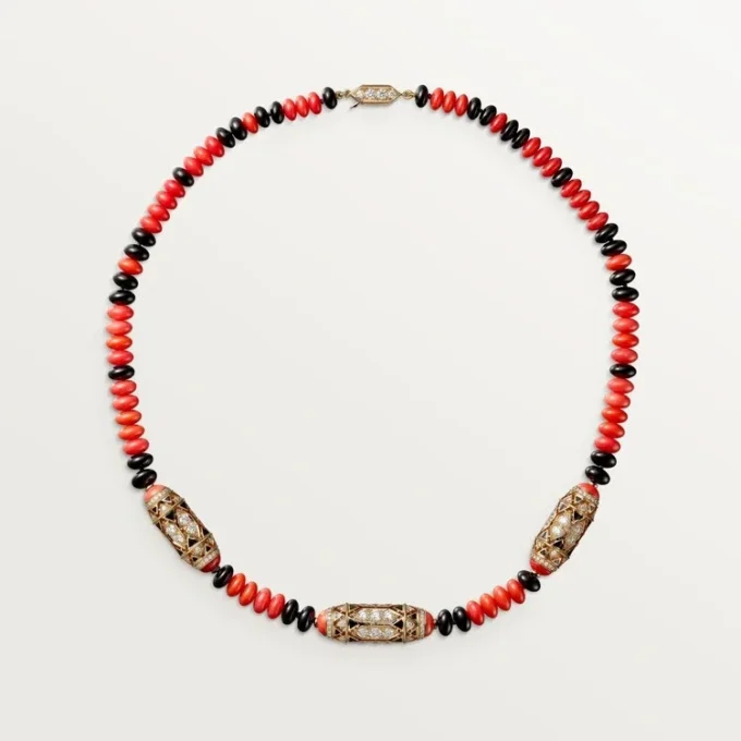 Naszyjnik z kolekcji High Jewelry – różowe złoto, koral, onyks, czarny lakier, diamenty – Cartier