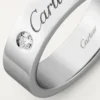 Obrączka ślubna C De Cartier – platyna, diamenty – Cartier