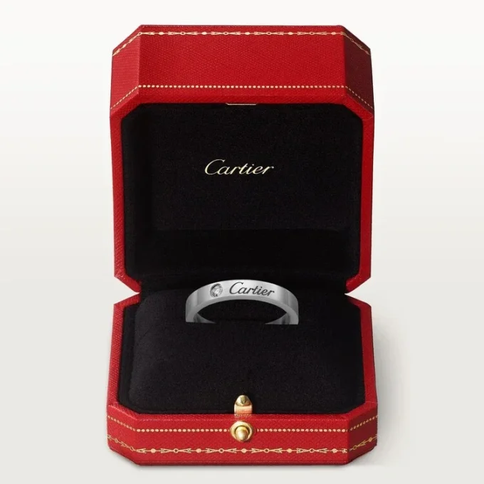 Obrączka ślubna C De Cartier – platyna, diamenty – Cartier