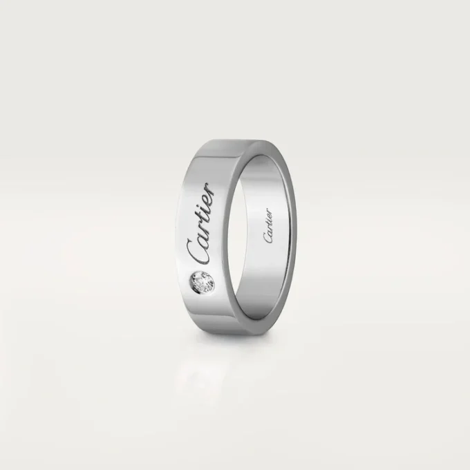 Obrączka ślubna C De Cartier – platyna, diamenty – Cartier