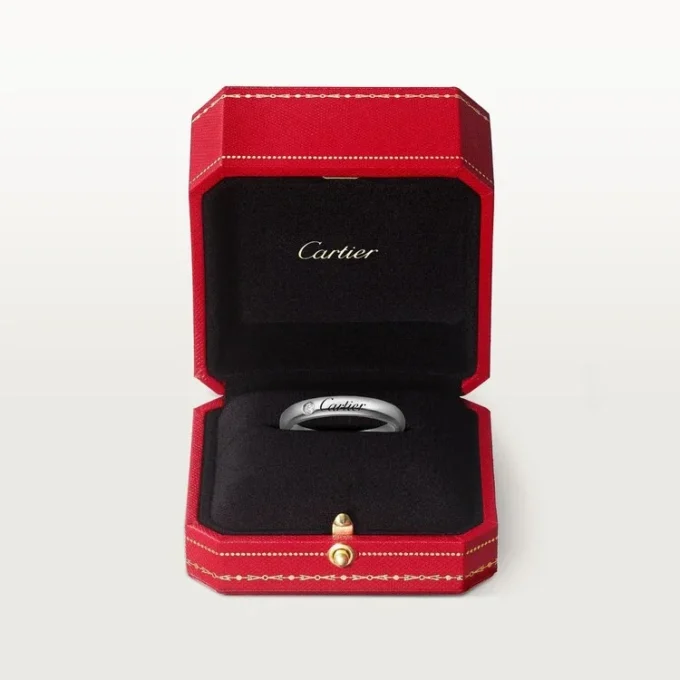 Obrączka ślubna C De Cartier – platyna, diamenty – Cartier
