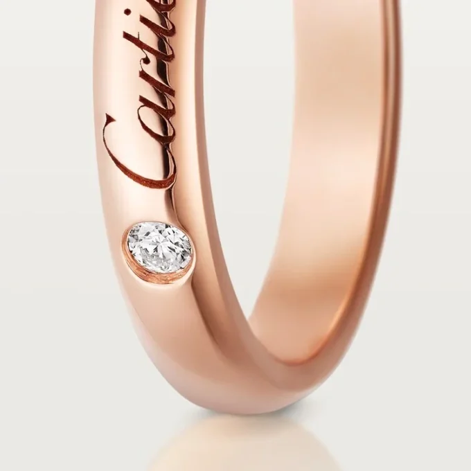 Obrączka ślubna C De Cartier – różowe złoto, diament – Cartier