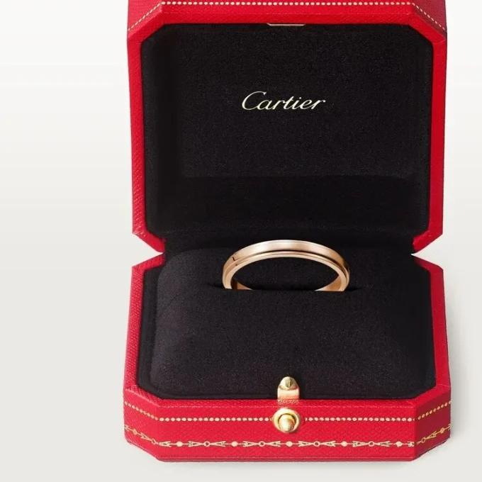 Obrączka ślubna Cartier D’amour, szerokość 2,5 mm