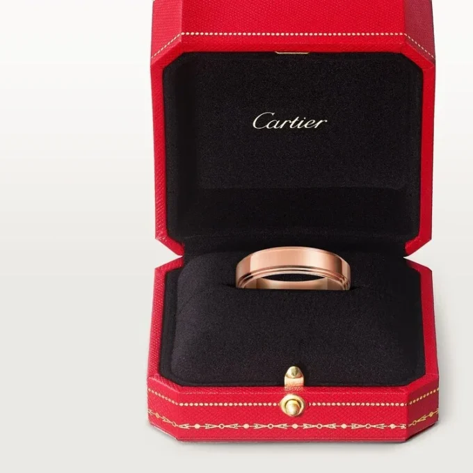 Obrączka ślubna Cartier D’amour, szerokość 5 mm
