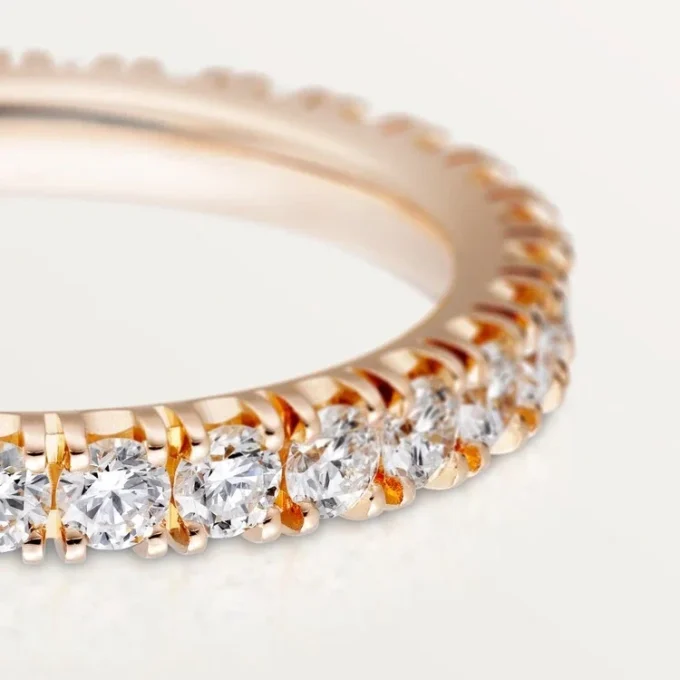 Obrączka ślubna Etincelle De Cartier, szerokość 2,6 mm, wysadzana