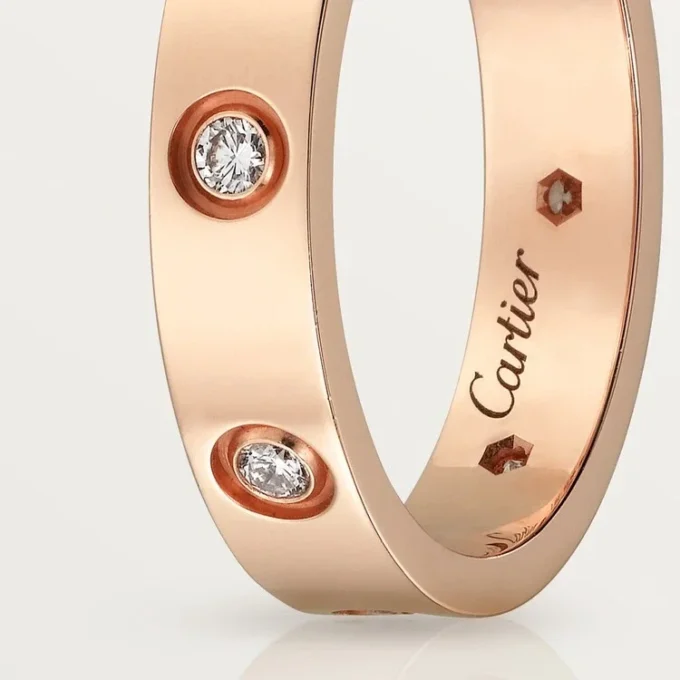 Obrączka ślubna Love, 8 diamentów – różowe złoto, diamenty – Cartier