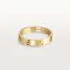 Obrączka ślubna Love z żółtego złota, mały model | Cartier Us