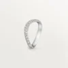 Obrączka ślubna Trinity Ruban – platyna, diamenty – Cartier