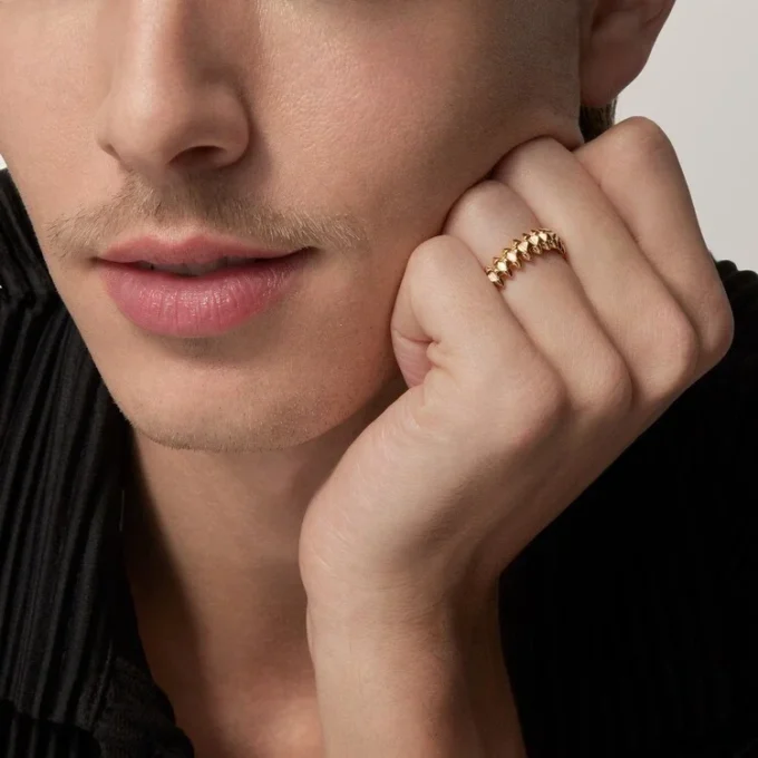 Pierścionek Clash De Cartier, mały model