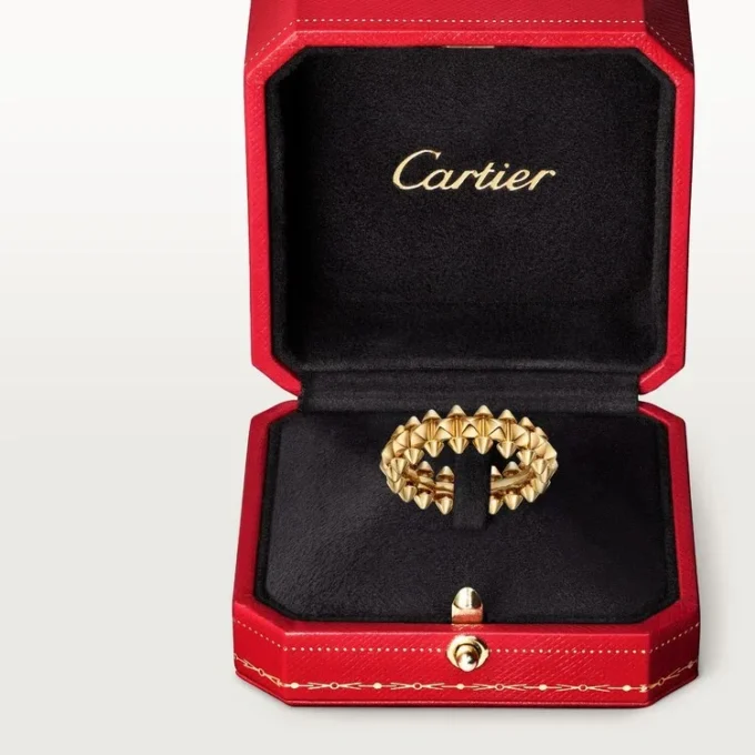 Pierścionek Clash De Cartier, model średni