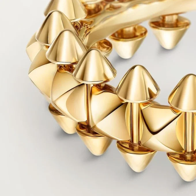 Pierścionek Clash De Cartier, model średni