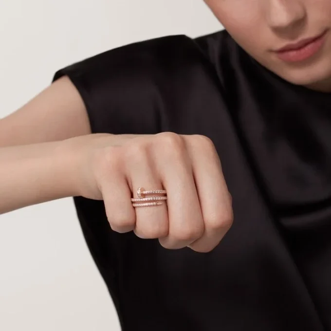 Pierścionek Juste Un Clou – różowe złoto, diamenty – Cartier