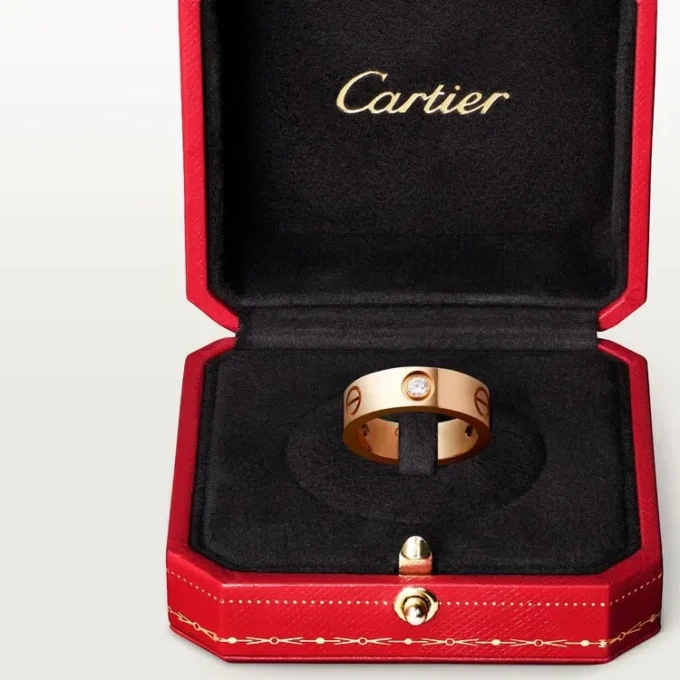 Pierścionek Love, 3 diamenty – różowe złoto, diamenty – Cartier Pierścionek Love, 3 diamenty – różowe złoto, diamenty – Cartier