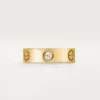 Pierścionek Love 3 Diamond – żółte złoto, model klasyczny | Cartier Us