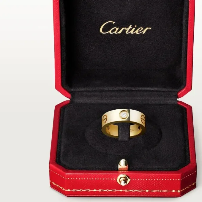 Pierścionek Love 3 Diamond – żółte złoto, model klasyczny | Cartier Us