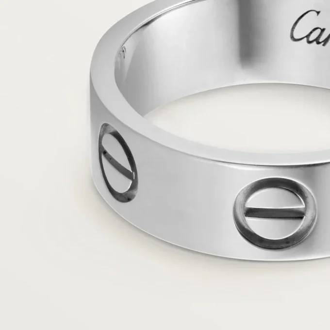 Pierścionek Love – białe złoto, model klasyczny | Cartier Us Pierścionek Love – białe złoto, model klasyczny | Cartier Us