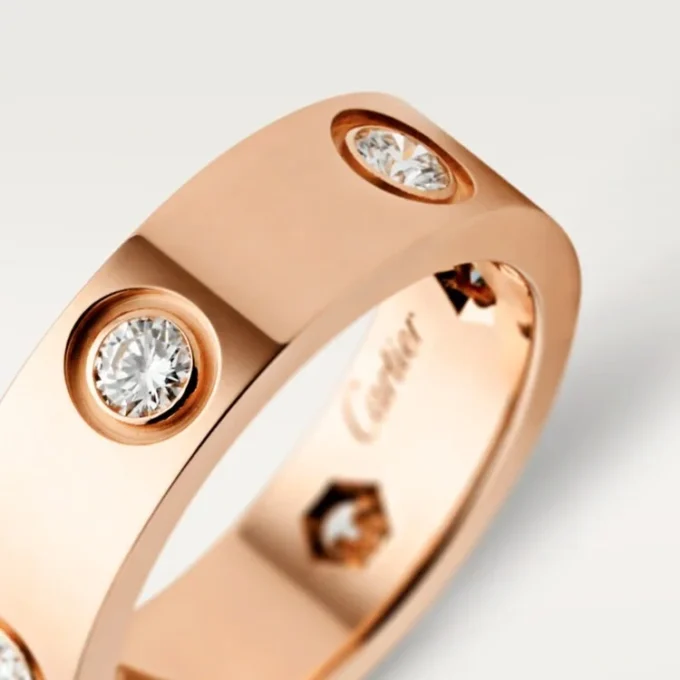 Pierścionek Love – różowe złoto, diamenty – Cartier