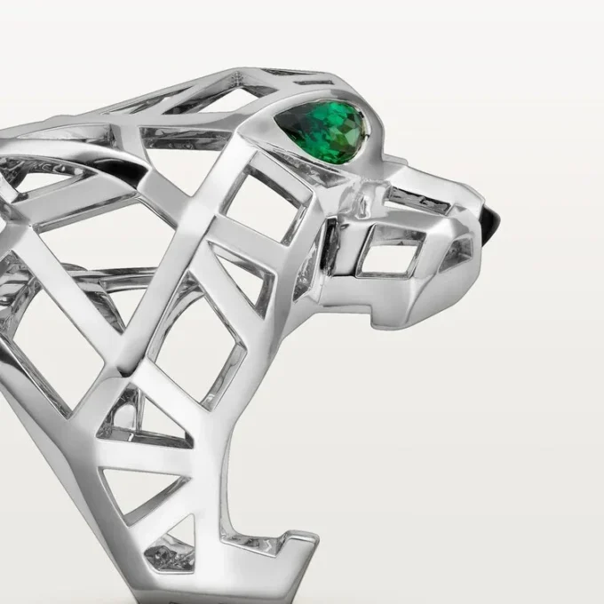 Pierścionek Panthere De Cartier – białe złoto bez powłoki rodu, granaty tsaworytowe, onyks – Cartier