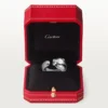 Pierścionek Panthere De Cartier – białe złoto, granaty tsaworytowe, onyks – Cartier