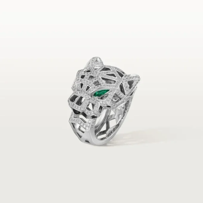 Pierścionek Panthere De Cartier – białe złoto, onyks, szmaragdy, diamenty – Cartier