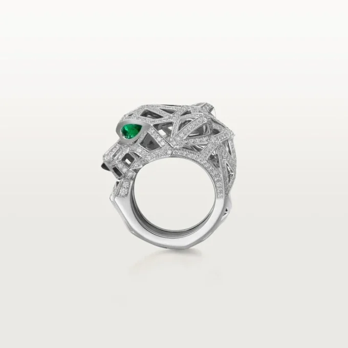 Pierścionek Panthere De Cartier – białe złoto, onyks, szmaragdy, diamenty – Cartier