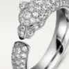 Pierścionek Panthere De Cartier – białe złoto, szmaragdy, onyks, diamenty – Cartier Pierścionek Panthere De Cartier – białe złoto, szmaragdy, onyks, diamenty – Cartier