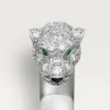 Pierścionek Panthere De Cartier – białe złoto, szmaragdy, onyks, diamenty – Cartier