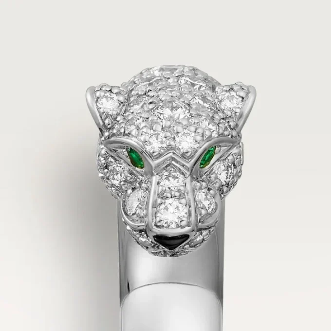Pierścionek Panthere De Cartier – białe złoto, szmaragdy, onyks, diamenty – Cartier