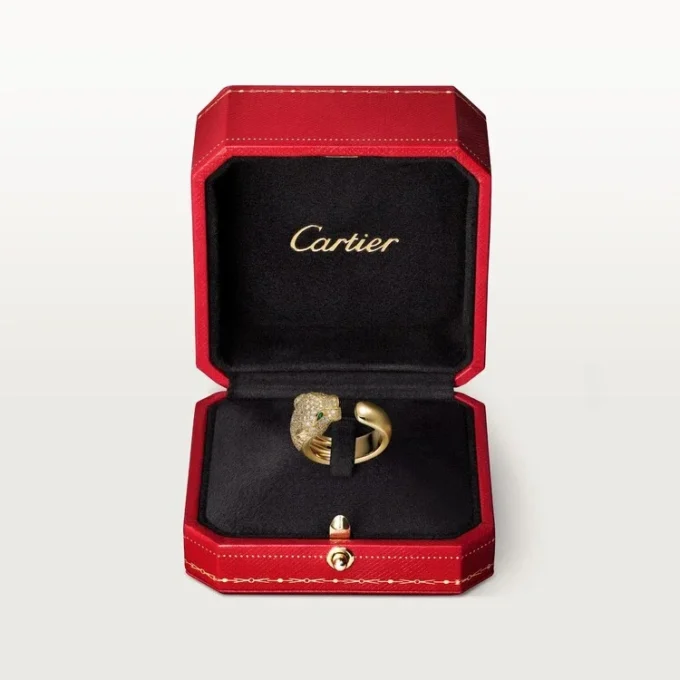 Pierścionek Panthere De Cartier – żółte złoto, diamenty, szmaragdy, onyks – Cartier