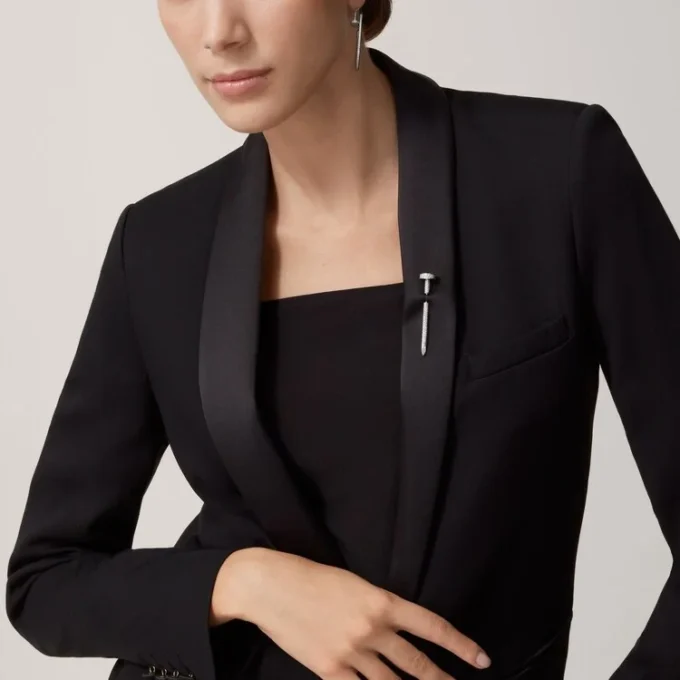 Spinka do krawata Juste Un Clou – białe złoto i diamenty – Cartier