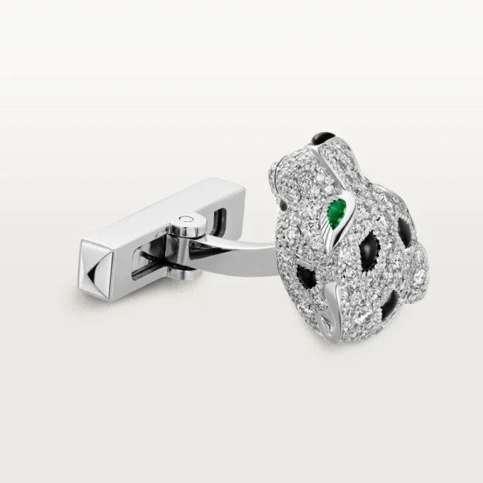 Spinki do mankietów Panthere De Cartier – rodowane białe złoto, diamenty, szmaragdy, onyks – Cartier Spinki do mankietów Panthere De Cartier – rodowane białe złoto, diamenty, szmaragdy, onyks – Cartier