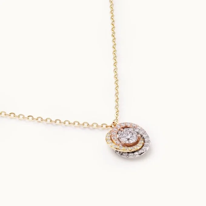 Wisiorek Trinity, 1 diament, pavé